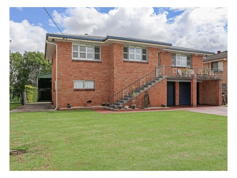19 Maloney Avenue, South Lismore NSW 2480