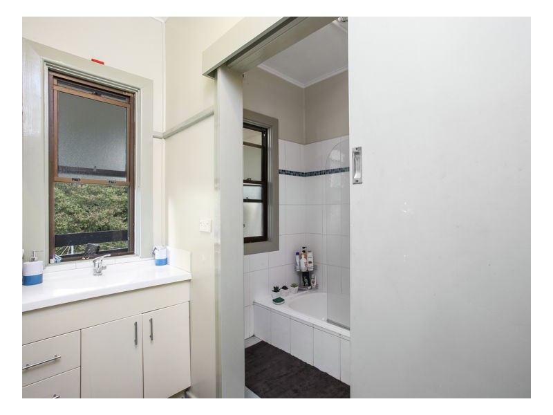 22 Maloney Avenue, South Lismore NSW 2480