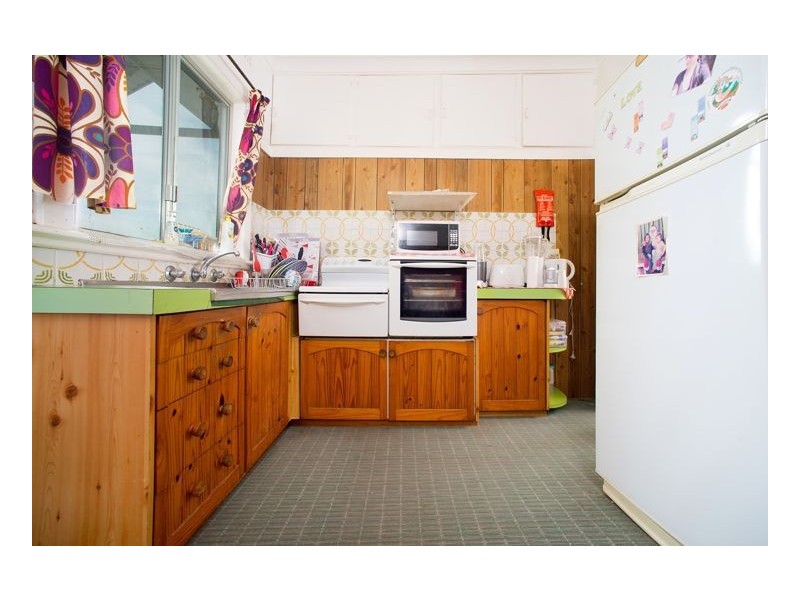 7 Barnes Ave, South Lismore NSW 2480