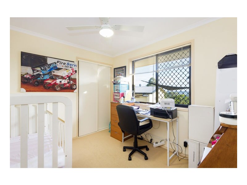 35 Funnell Drive, Modanville NSW 2480