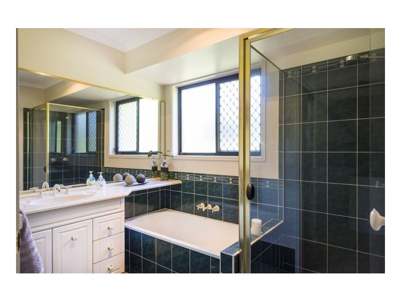 35 Funnell Drive, Modanville NSW 2480