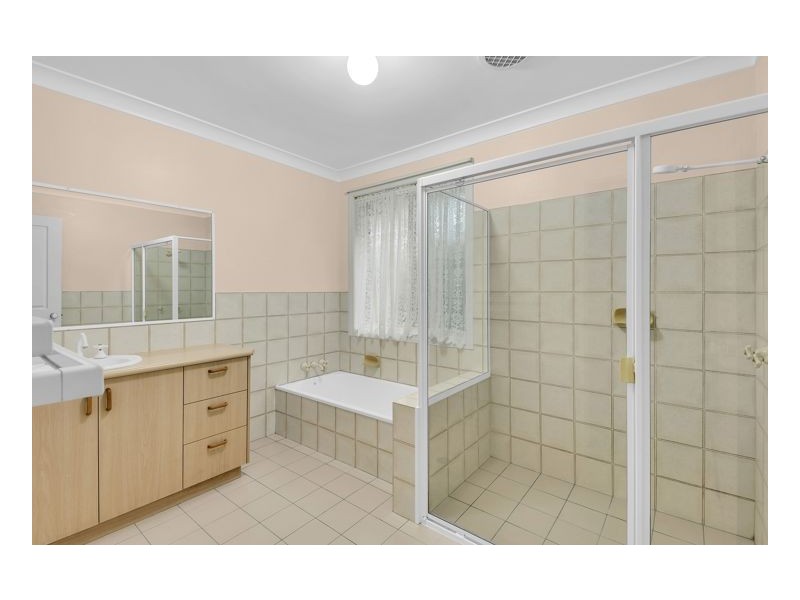 49 Beaumont Drive, East Lismore NSW 2480