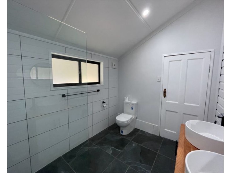 8 Ewing Street, Lismore NSW 2480