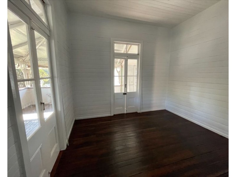 8 Ewing Street, Lismore NSW 2480