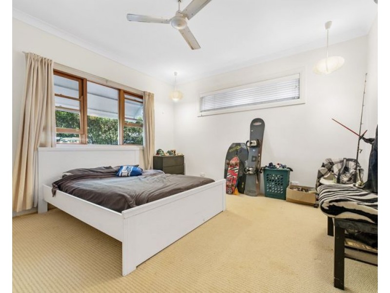 24 James Street, Girards Hill NSW 2480