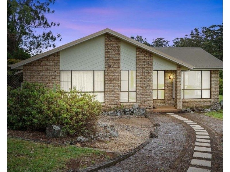 8 Funnell Dr, Modanville NSW 2480