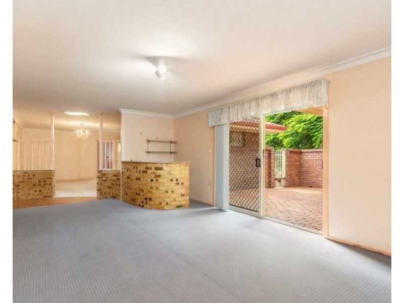 44 Beaumont Dr, East Lismore NSW 2480