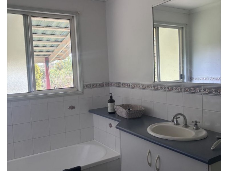 437 Crofton Road, Nimbin NSW 2480