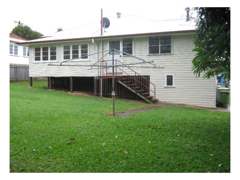 39 Oakley Avenue, East Lismore NSW 2480