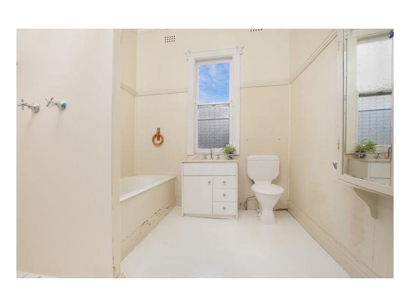 25 Parkes Street, Girards Hill NSW 2480