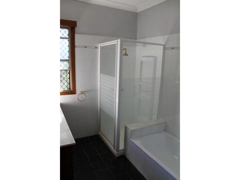 8 Donnans Road, Lismore Heights NSW 2480