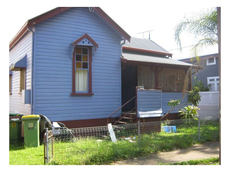 16 Engine Street, Lismore NSW 2480