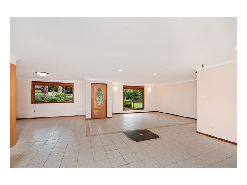 9 Craiglea Court, Modanville NSW 2480