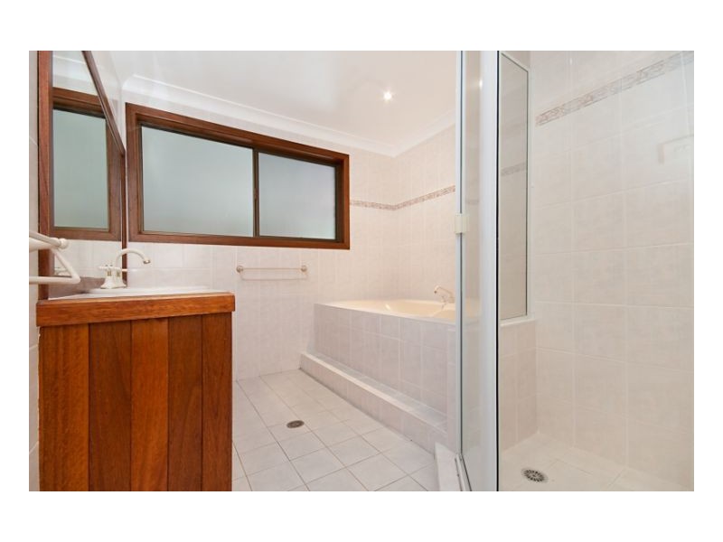 9 Craiglea Court, Modanville NSW 2480