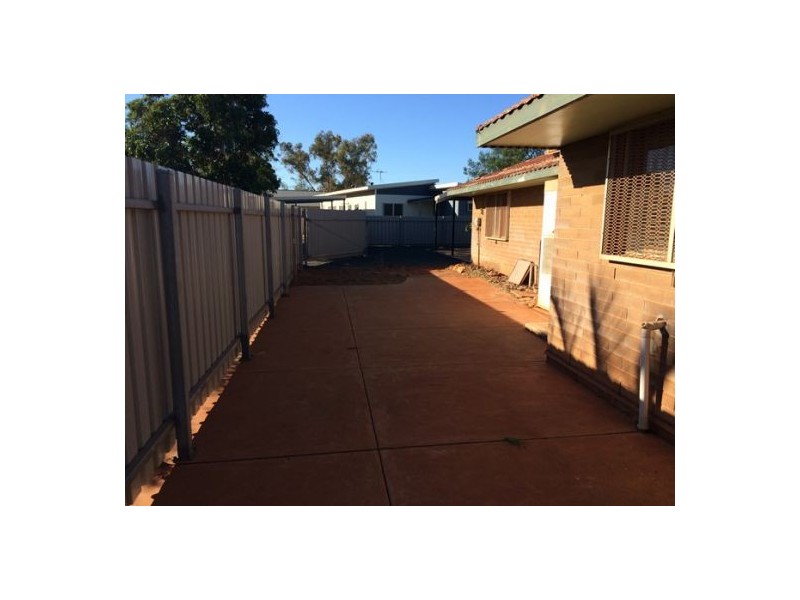 6 Trumpet Way, South Hedland WA 6722