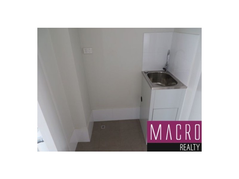 35 Kingsmillii Loop, Newman WA 6753