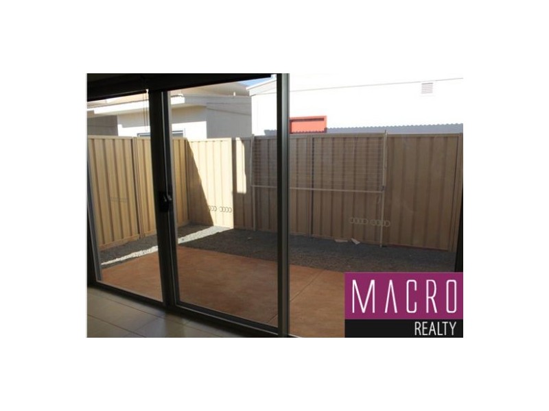 24 Kingsmillii Loop, Newman WA 6753