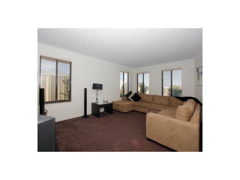 29 Whitland Street, Butler WA 6036