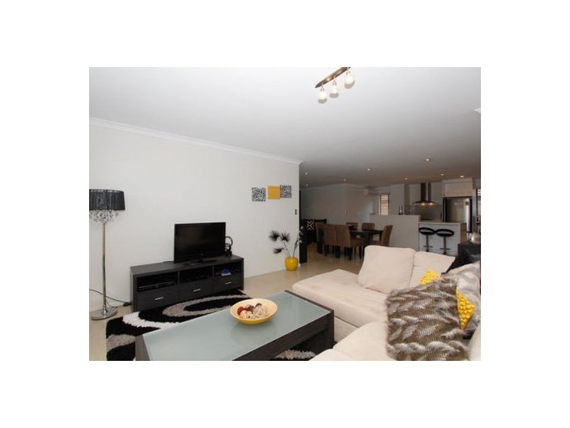 29 Whitland Street, Butler WA 6036