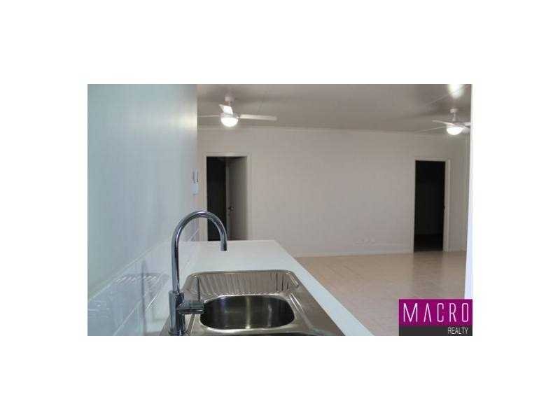 33 Les Tutt Drive, Newman WA 6753