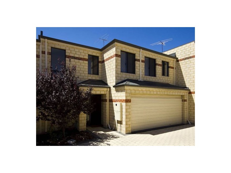 2/175 Stock Road, Palmyra WA 6157