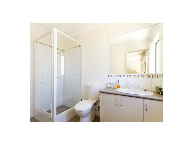 2/175 Stock Road, Palmyra WA 6157