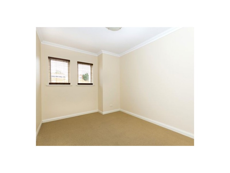 5/167  Stock Rd, Palmyra WA 6157