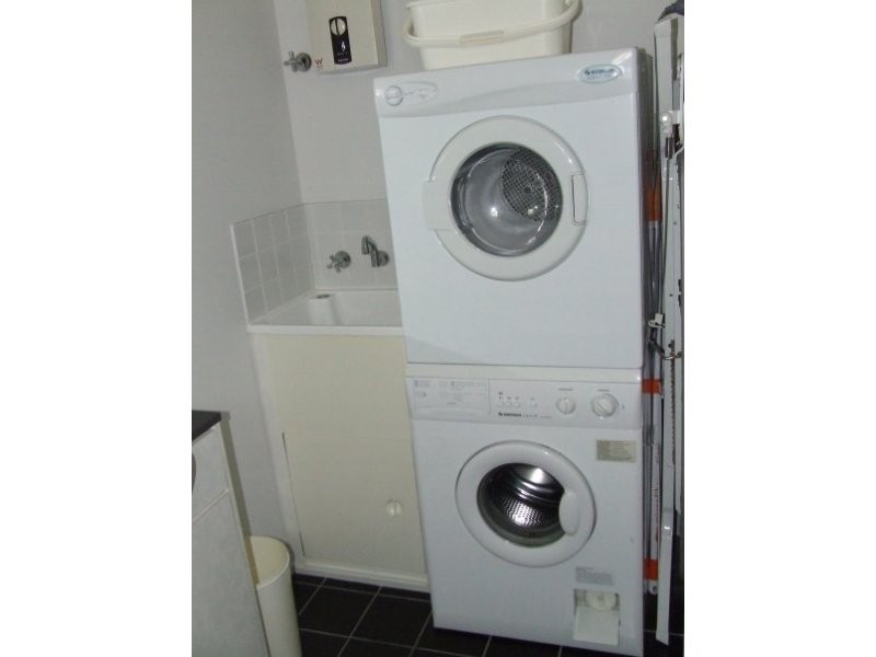 8E/811 Hay Street, Perth WA 6000