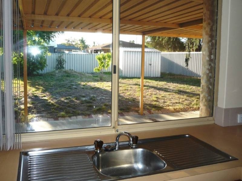 25 Sayer Crescent, Gosnells WA 6110