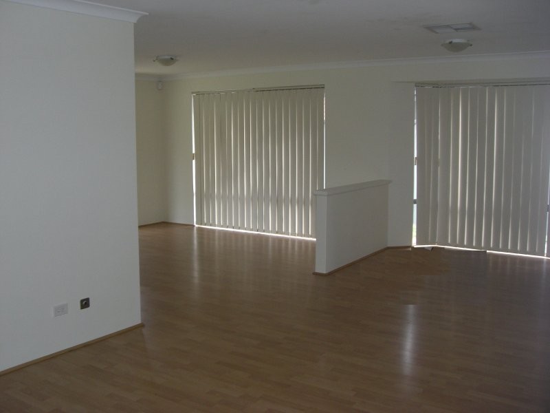 56 Upwood Circle, High Wycombe WA 6057