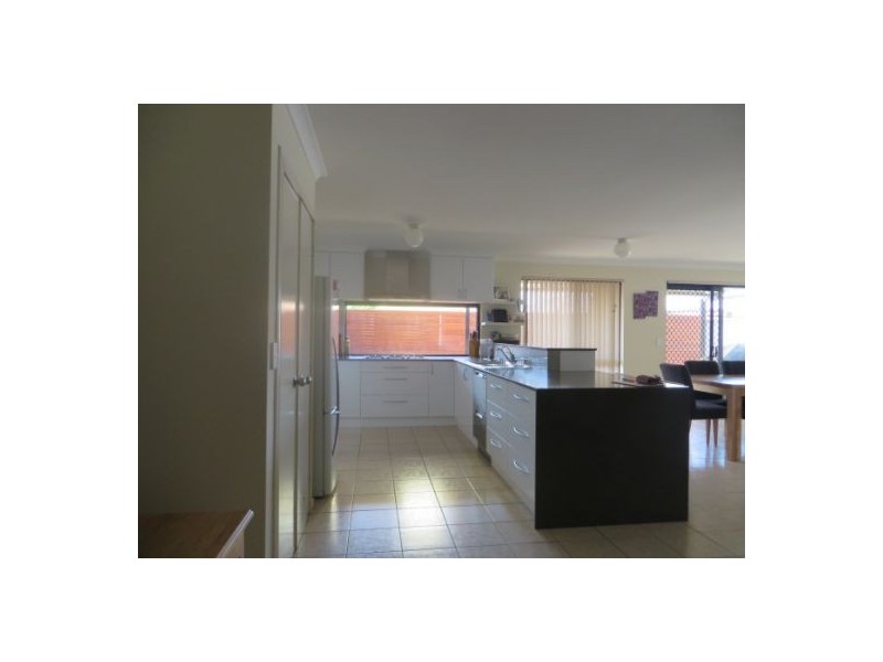39 Grey Street, Cannington WA 6107