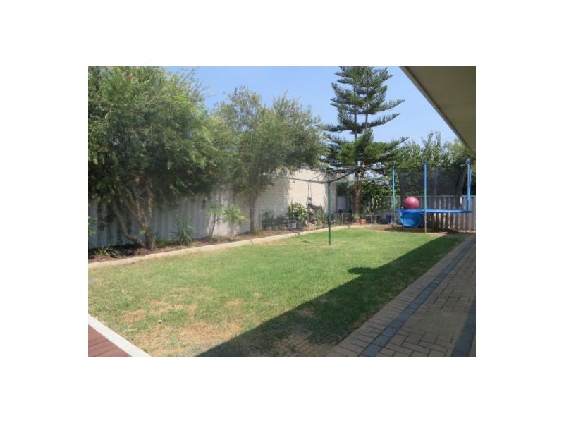39 Grey Street, Cannington WA 6107