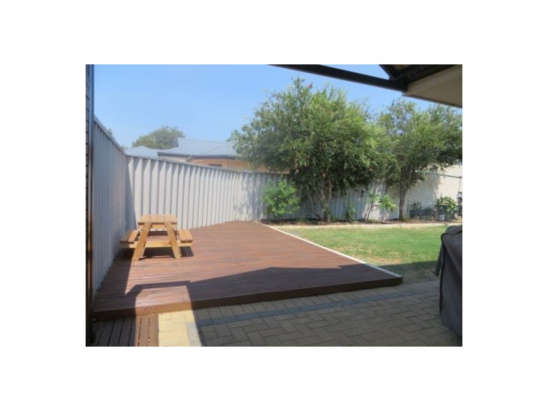 39 Grey Street, Cannington WA 6107