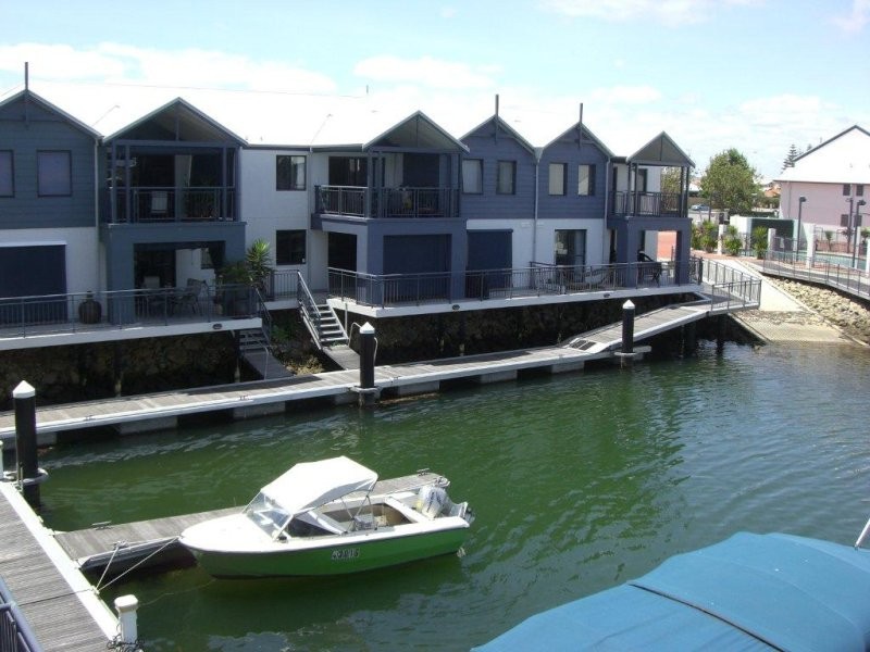 13/206 Mary Street, Halls Head WA 6210