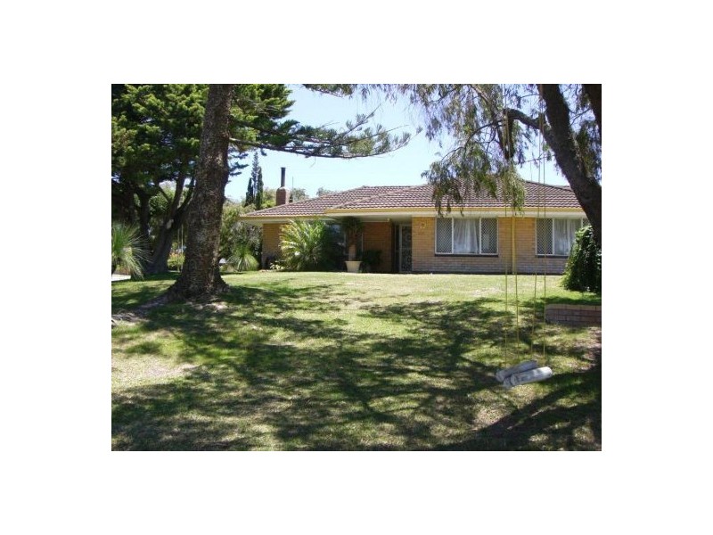 21 Hartland Way, Warnbro WA 6169
