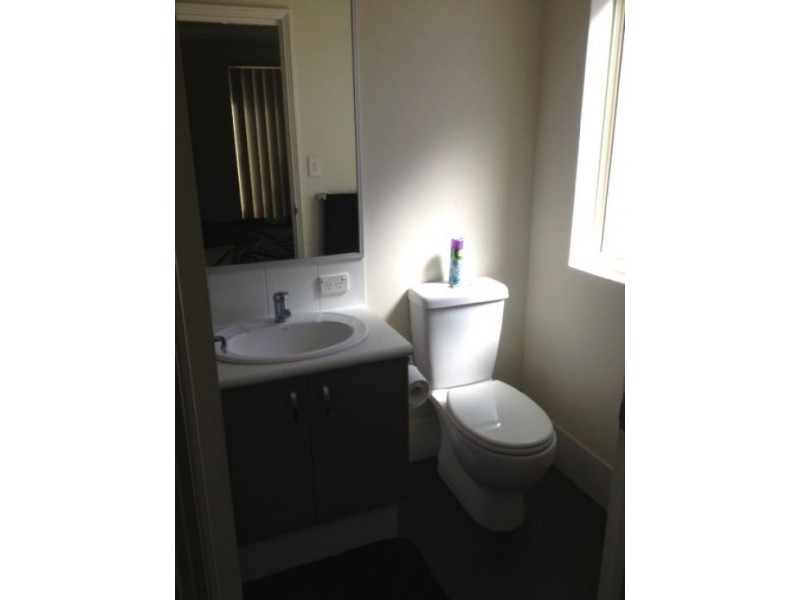 1/17 Third Avenue, Kelmscott WA 6111