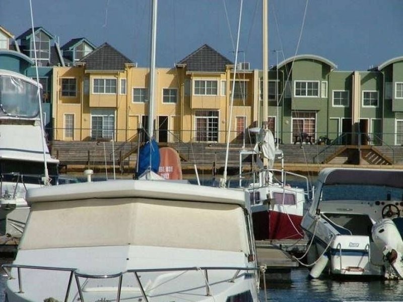 4/65 Spinnaker Boulevard, Geographe WA 6280