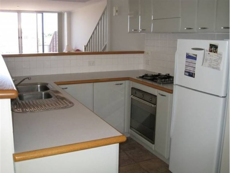 4/65 Spinnaker Boulevard, Geographe WA 6280