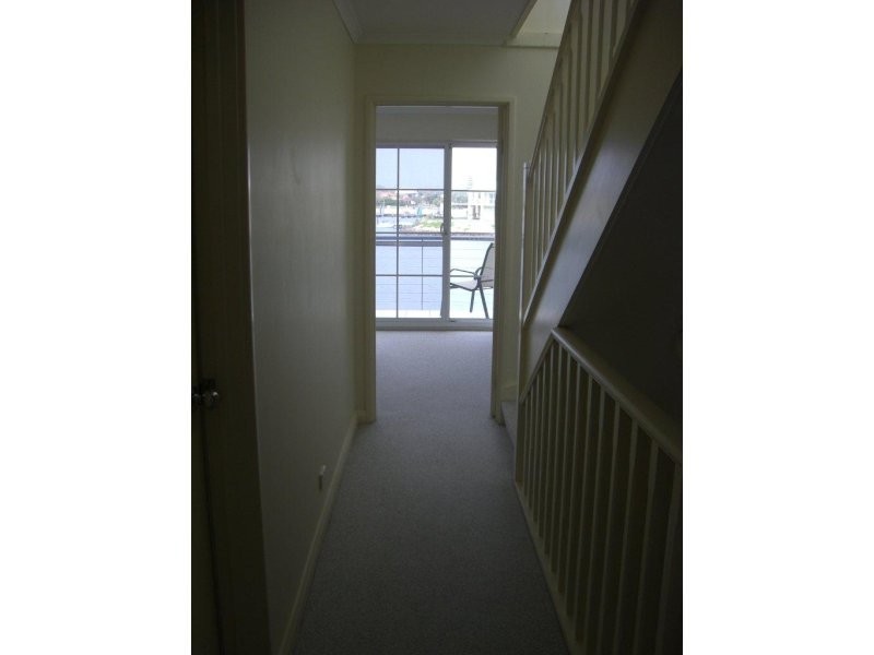 4/65 Spinnaker Boulevard, Geographe WA 6280