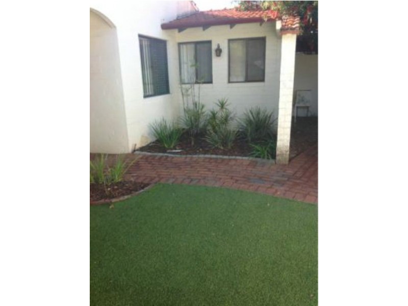 1/51 Park Street, Como WA 6152