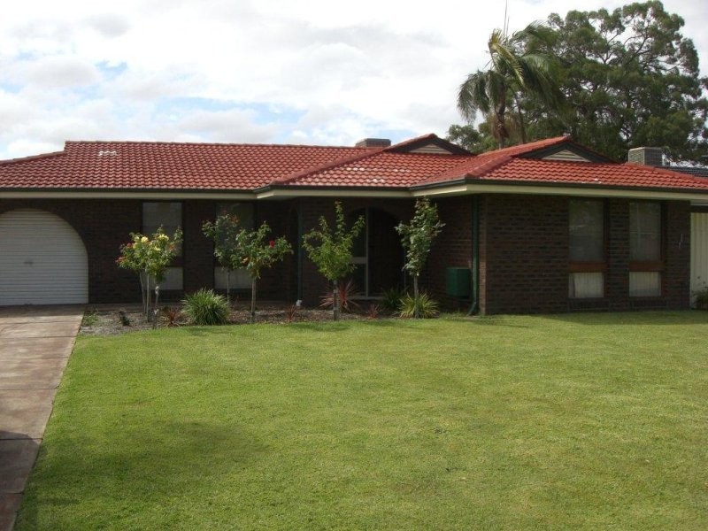 30 Elvington Way, Thornlie WA 6108