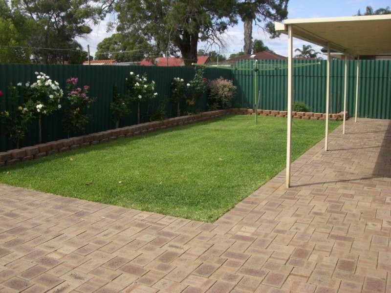 30 Elvington Way, Thornlie WA 6108