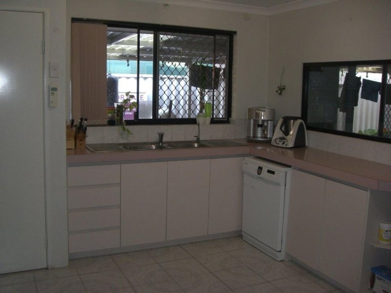 3 McCrae Pass, Canning Vale WA 6155