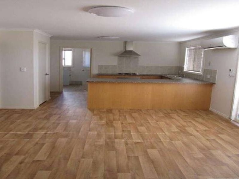 42 Nix Avenue, South Hedland WA 6722