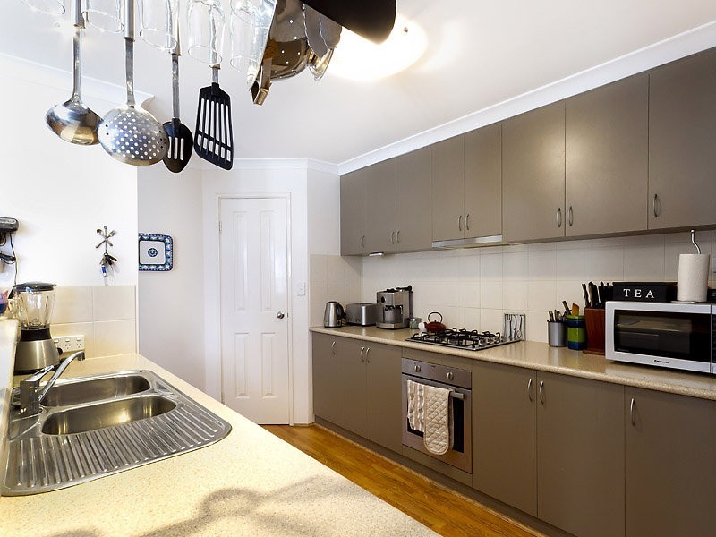 2/175 Stock Rd, Palmyra WA 6157