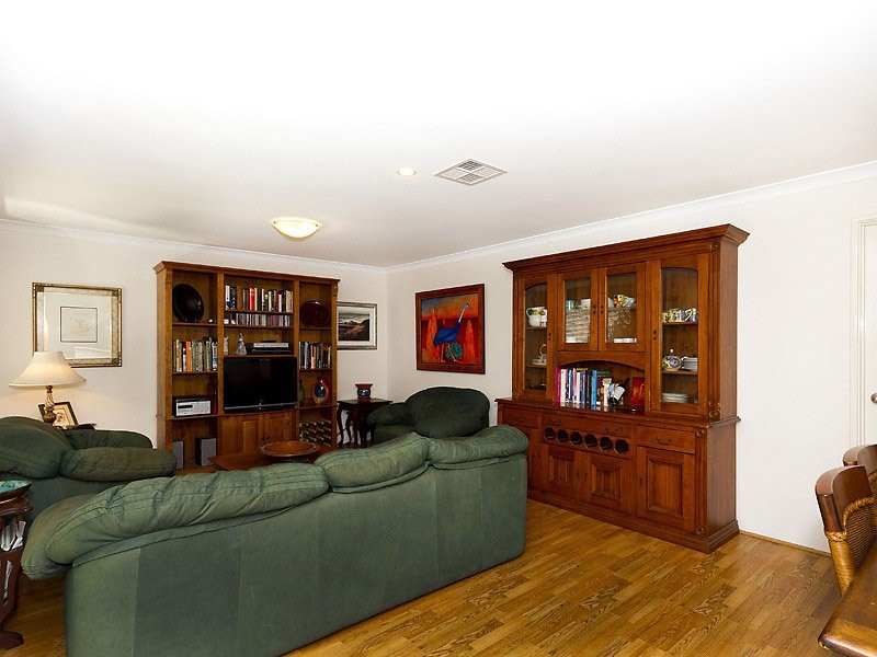 2/175 Stock Rd, Palmyra WA 6157