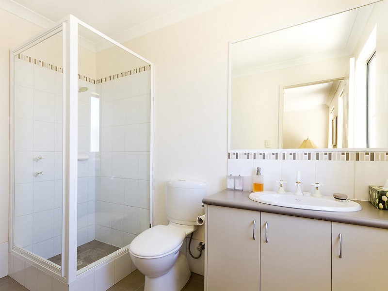 2/175 Stock Rd, Palmyra WA 6157