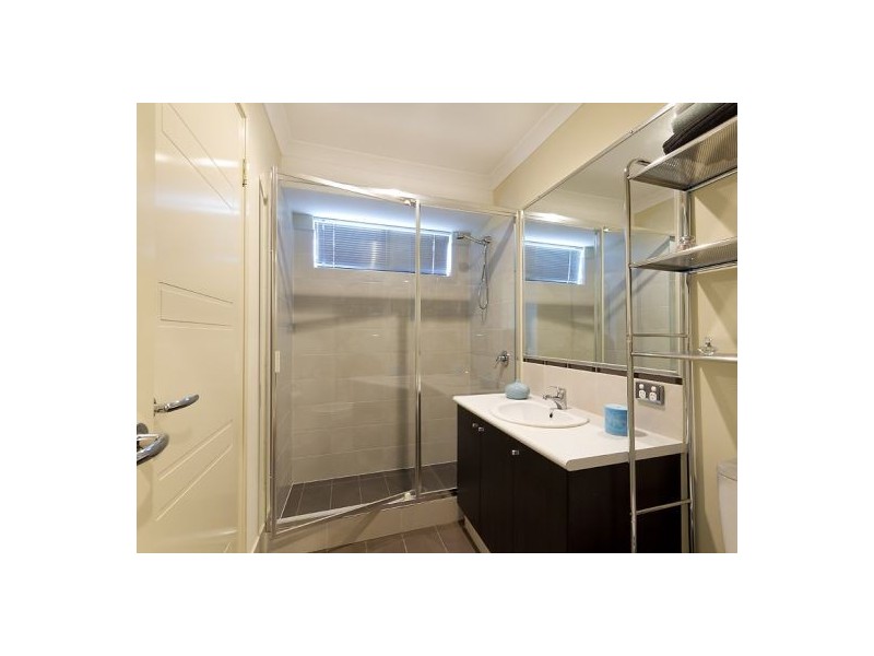 25 Cohen Vista, Lakelands WA 6180