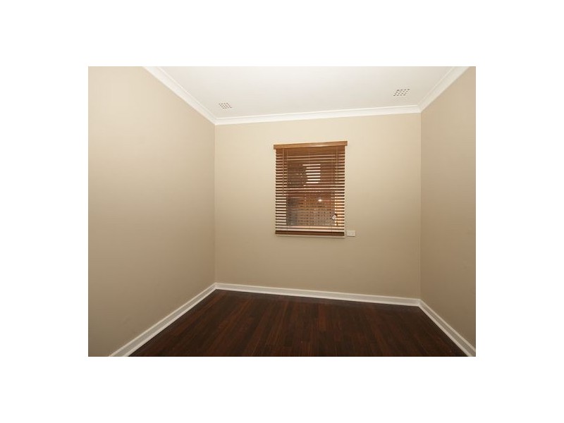 14 Irwin Road, Embleton WA 6062