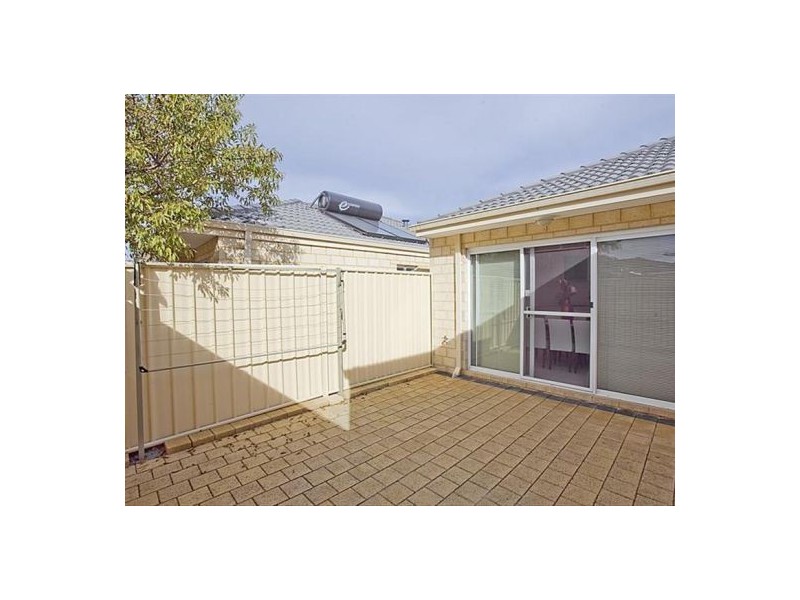 60a Winchelsea Road, Nollamara WA 6061